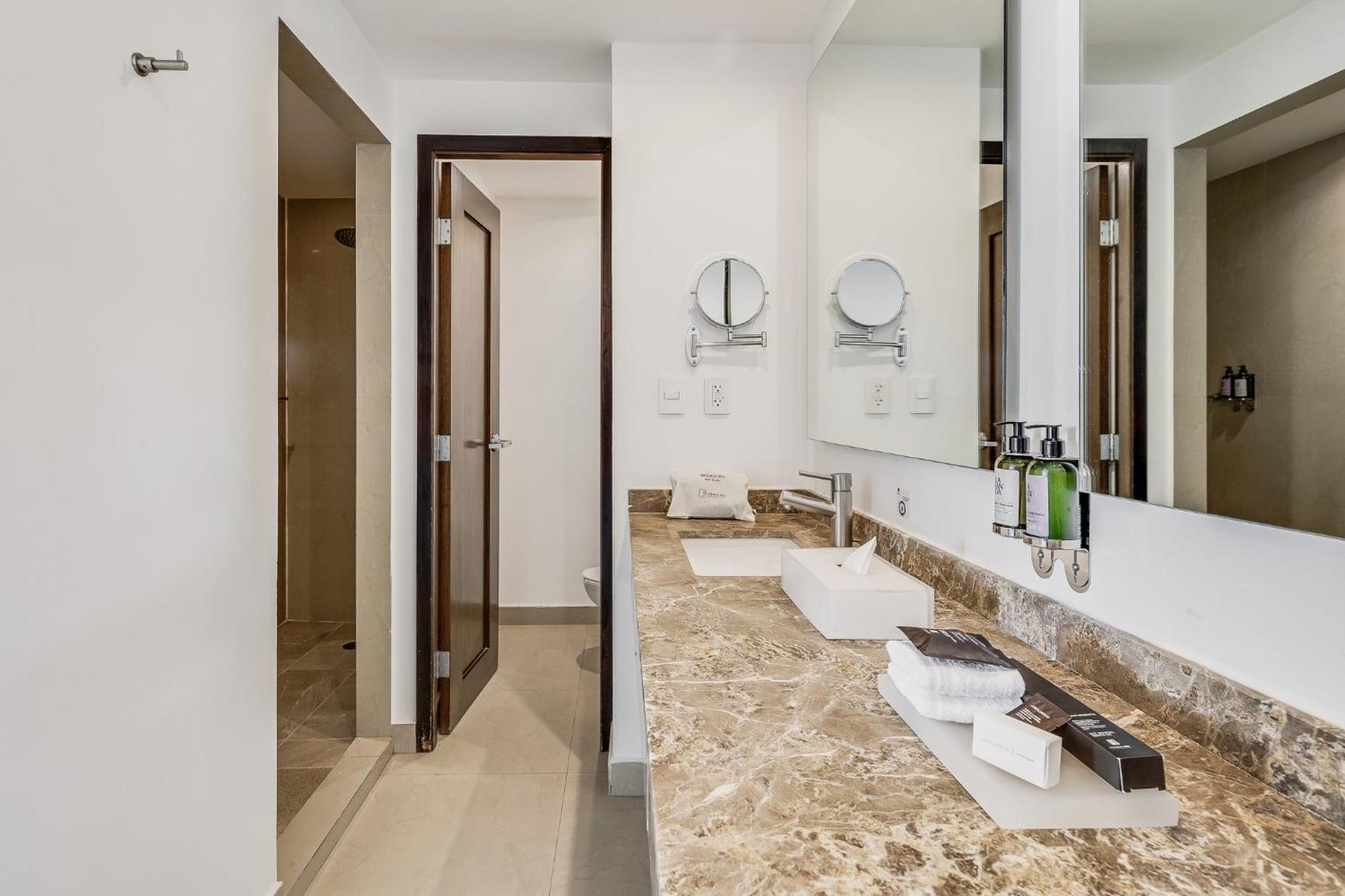 Fiesta Inn Insurgentes Sur Мехико Экстерьер фото